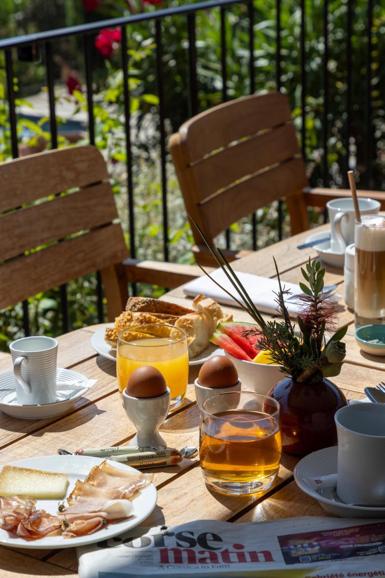 Hotel Restaurant Villa Josephine Л'Иль-Рус Экстерьер фото