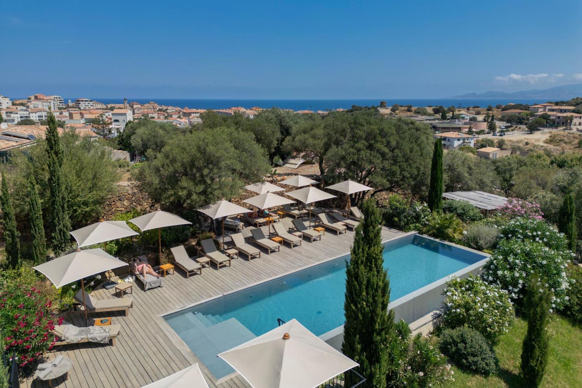 Hotel Restaurant Villa Josephine Л'Иль-Рус Экстерьер фото